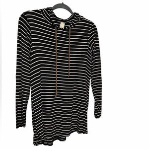 Lillypad Black and White Striped Pullover with hoodie Size Medium